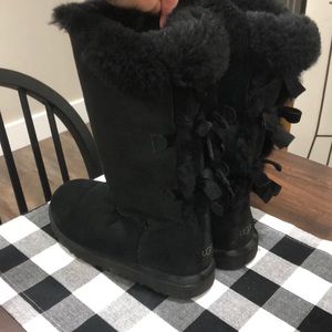 Black Bailey bow UGG boots
